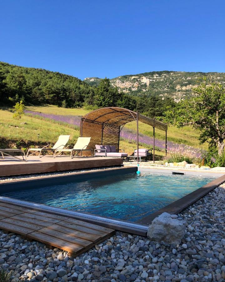 Entre Terre Et Ciel Bed & Breakfast Remuzat Exterior photo